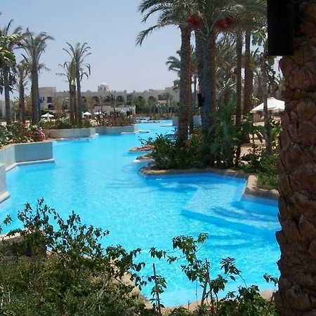 Crowne Plaza Resort Sahara Sands Port Ghalib Exterior foto